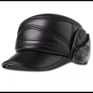 NWT Mens black leather trapper hat